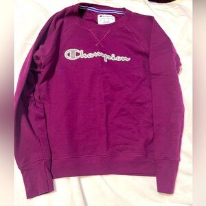Champion Womens Sweatshirt in Raspberry